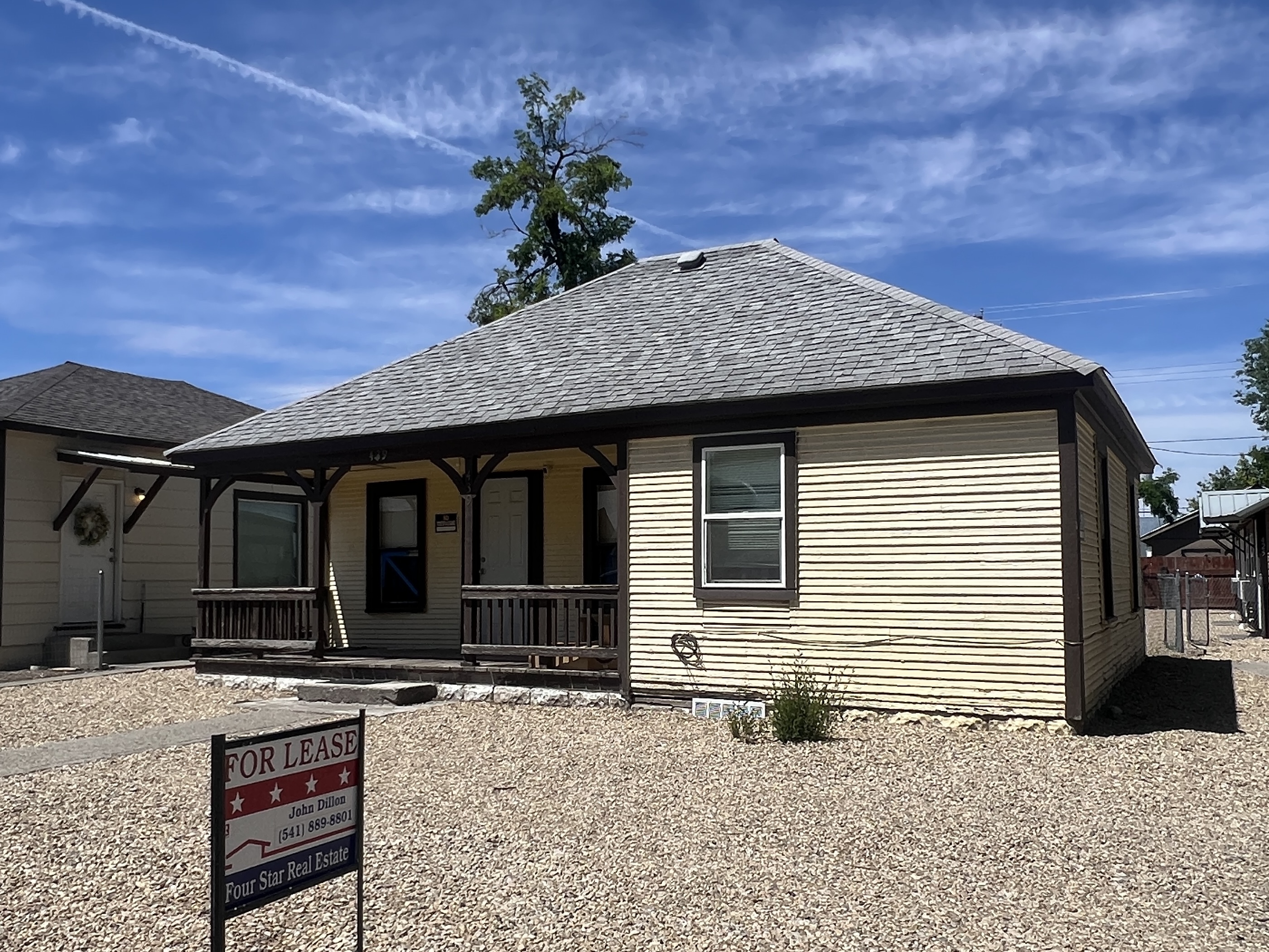 439 SE 2nd St.